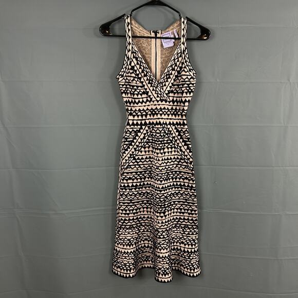 Herve Leger Dresses & Skirts - Herve Leger Dress XS Veroni Tank Knit Black Geometric Party Cocktail Dressy Chic